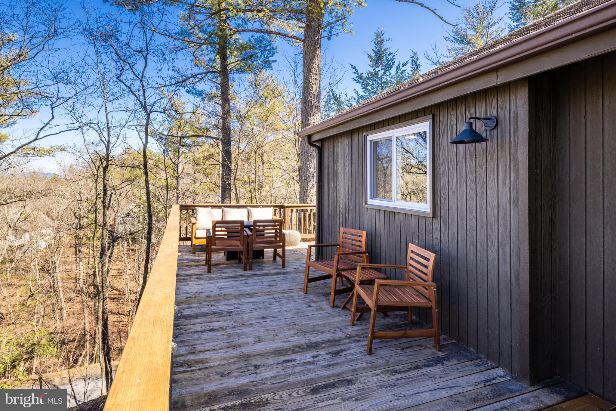 324 FAIRWAY DRIVE