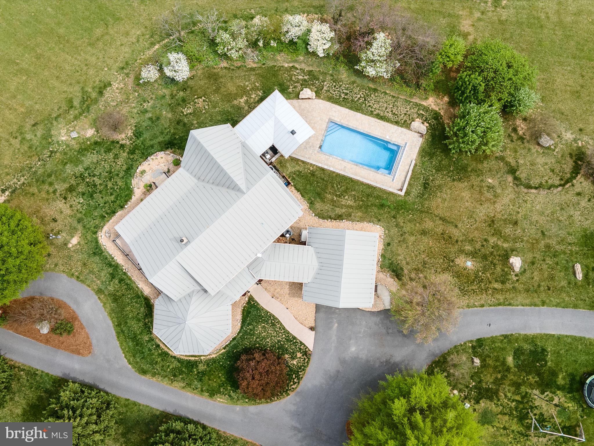 1124 KNUPP ROAD