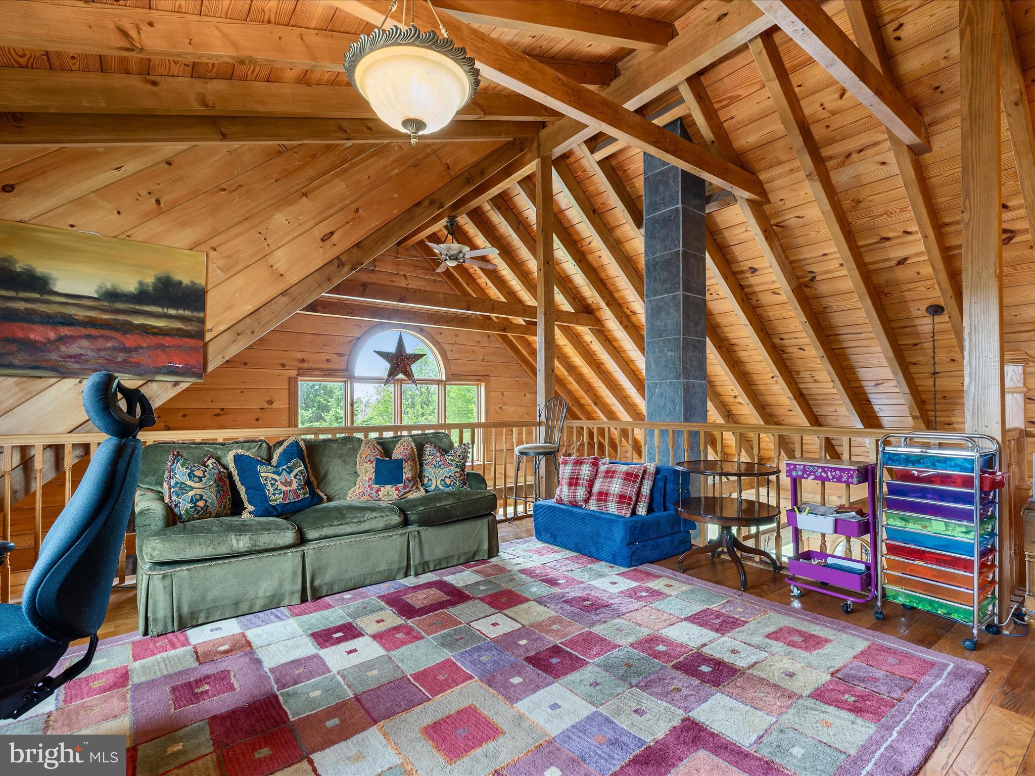1124 KNUPP ROAD