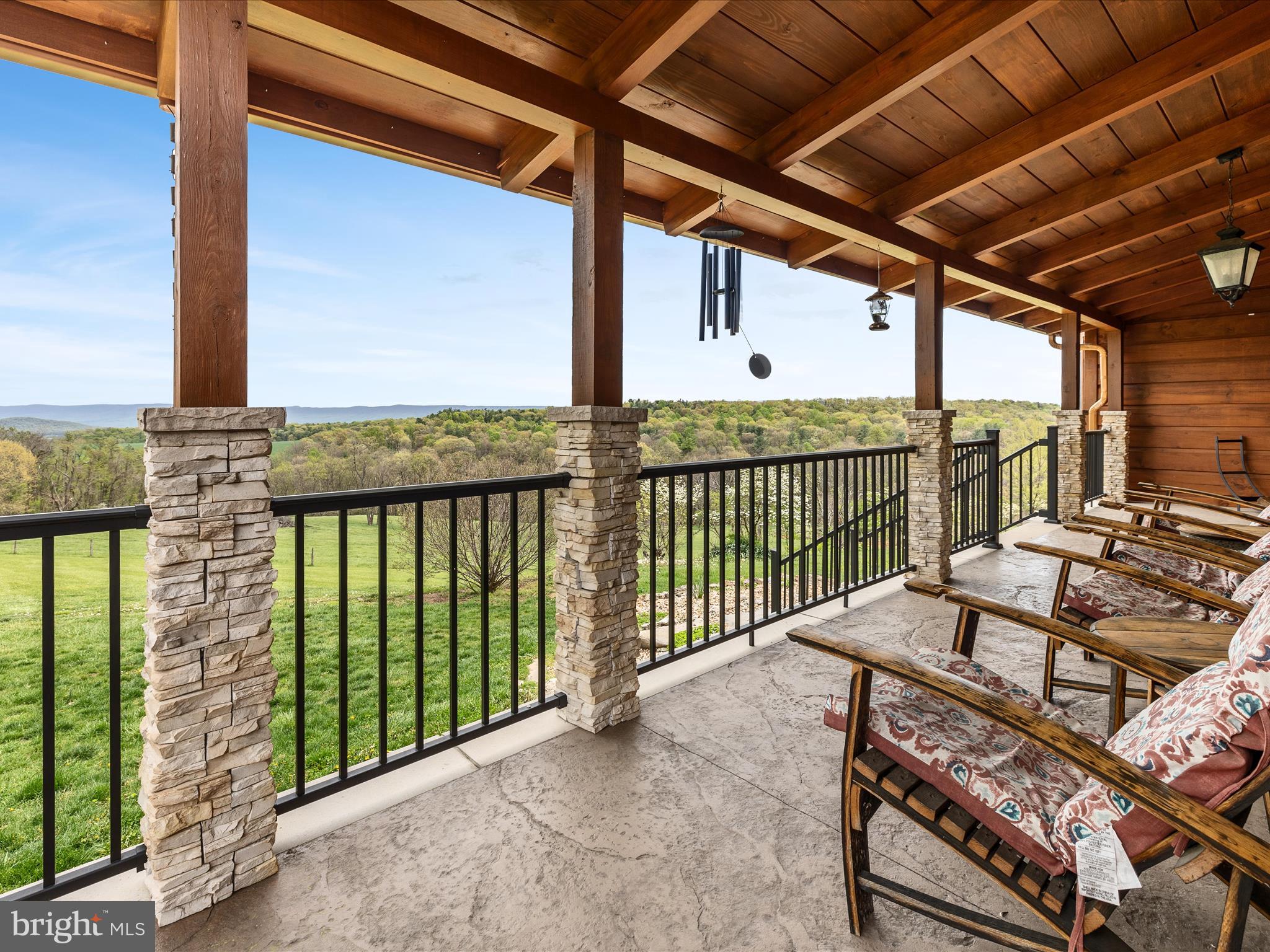 1124 KNUPP ROAD