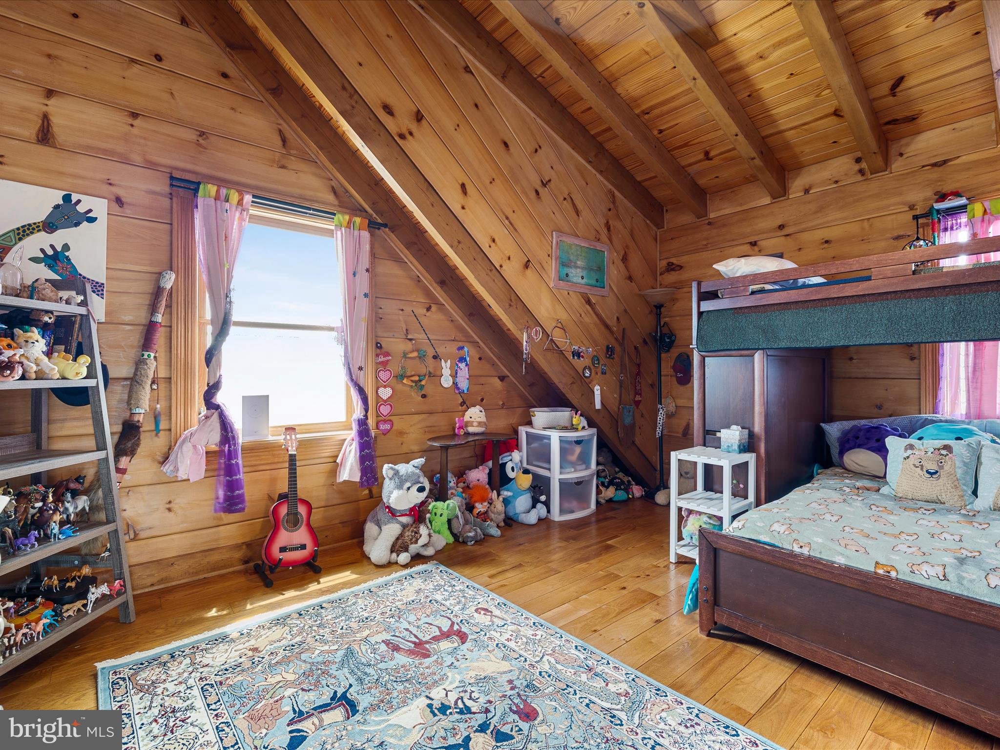 1124 KNUPP ROAD