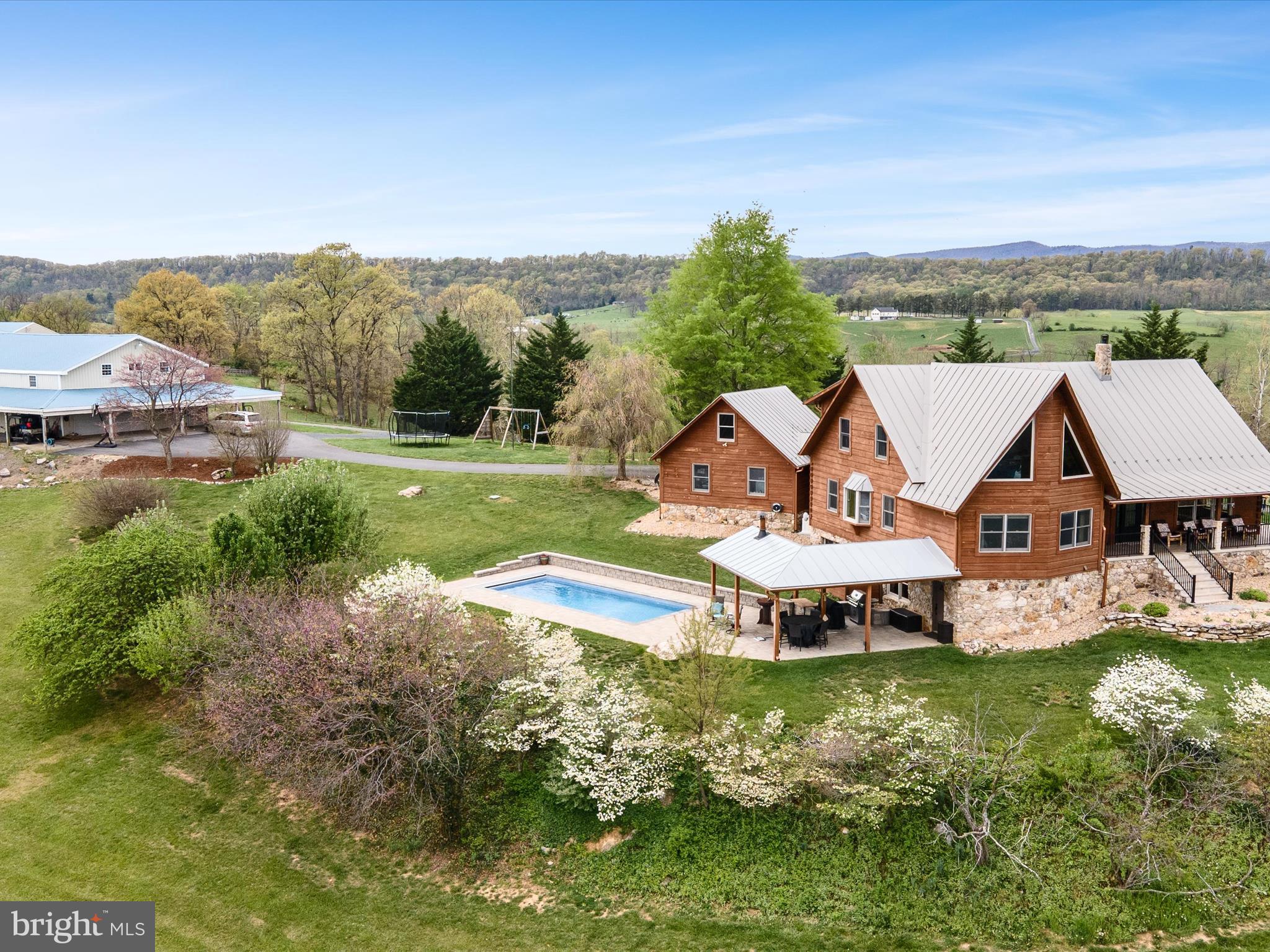 1124 KNUPP ROAD