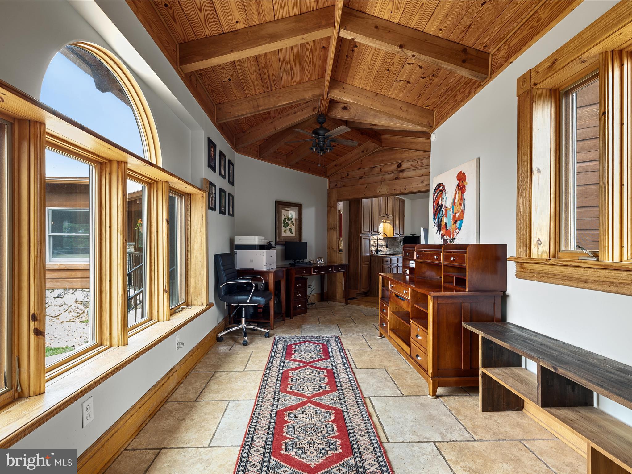 1124 KNUPP ROAD