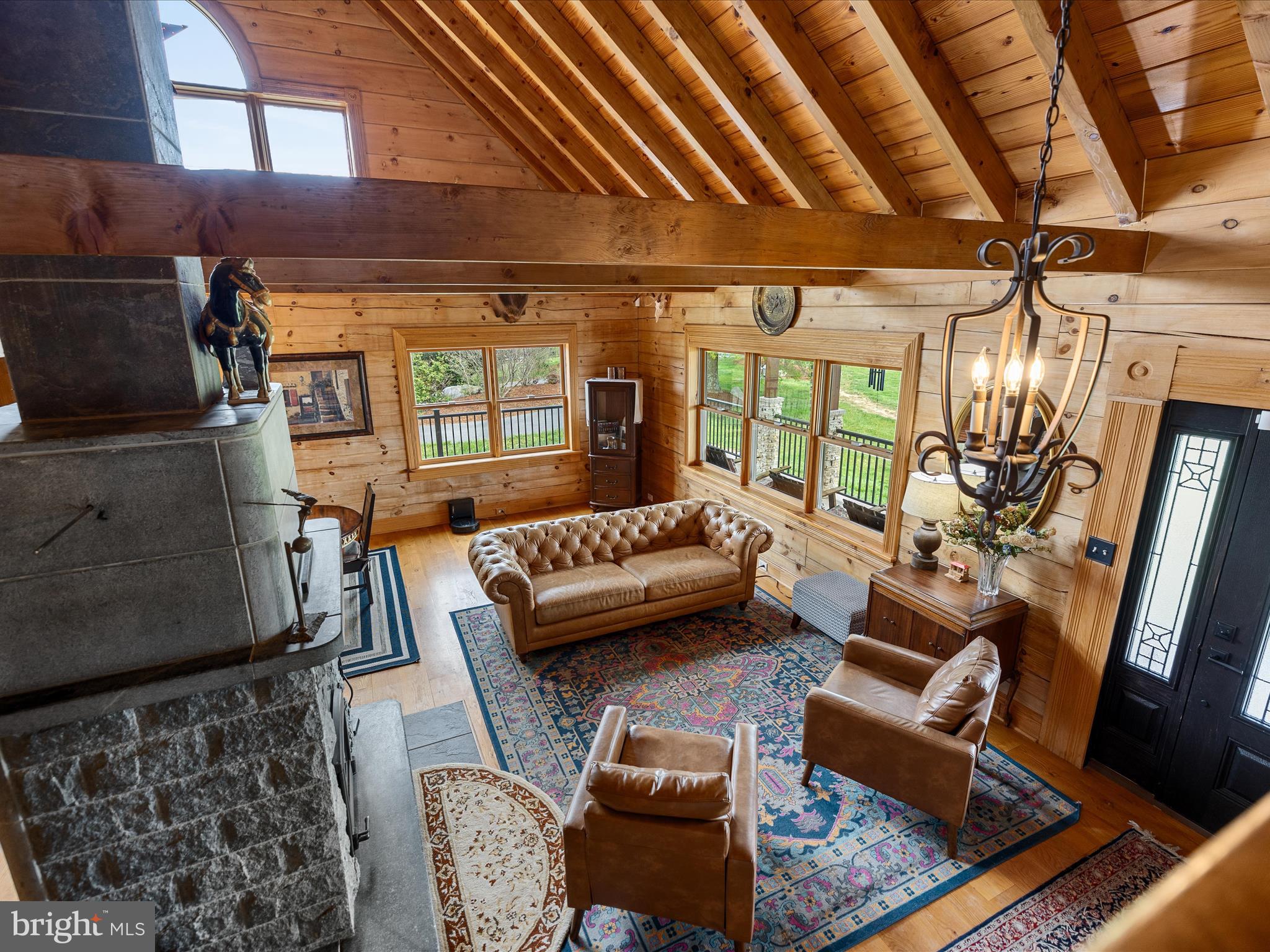 1124 KNUPP ROAD