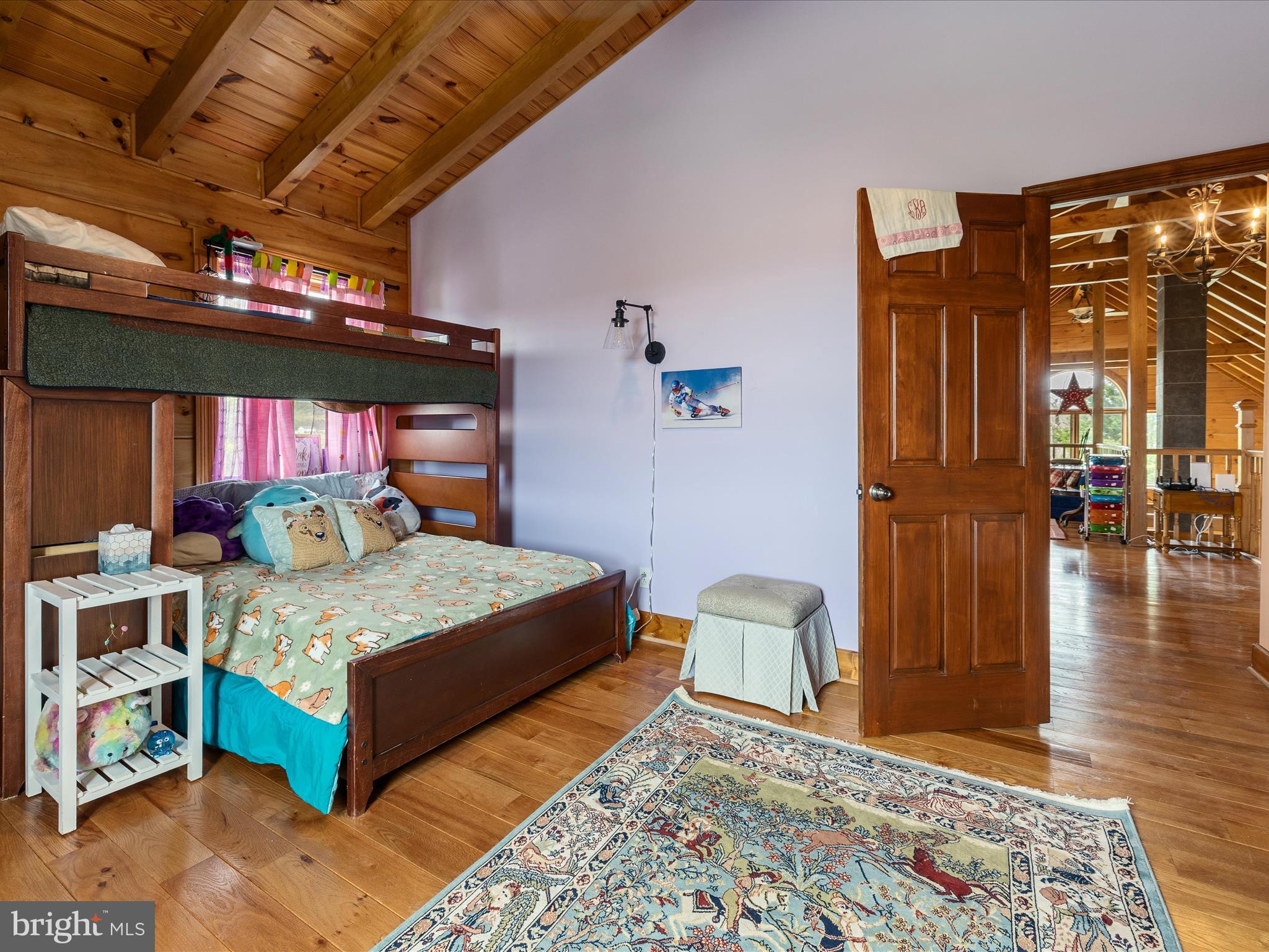1124 KNUPP ROAD