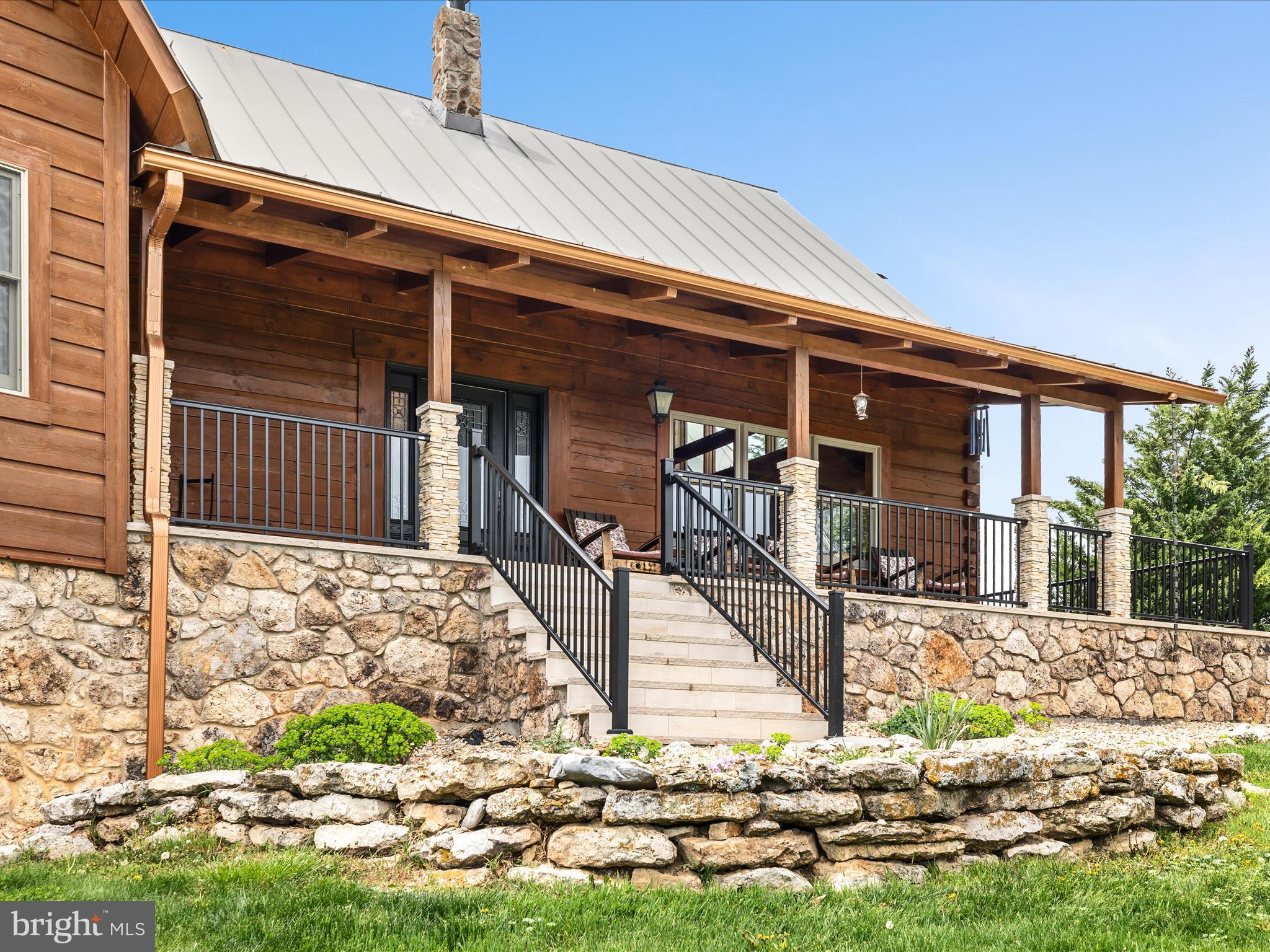 1124 KNUPP ROAD