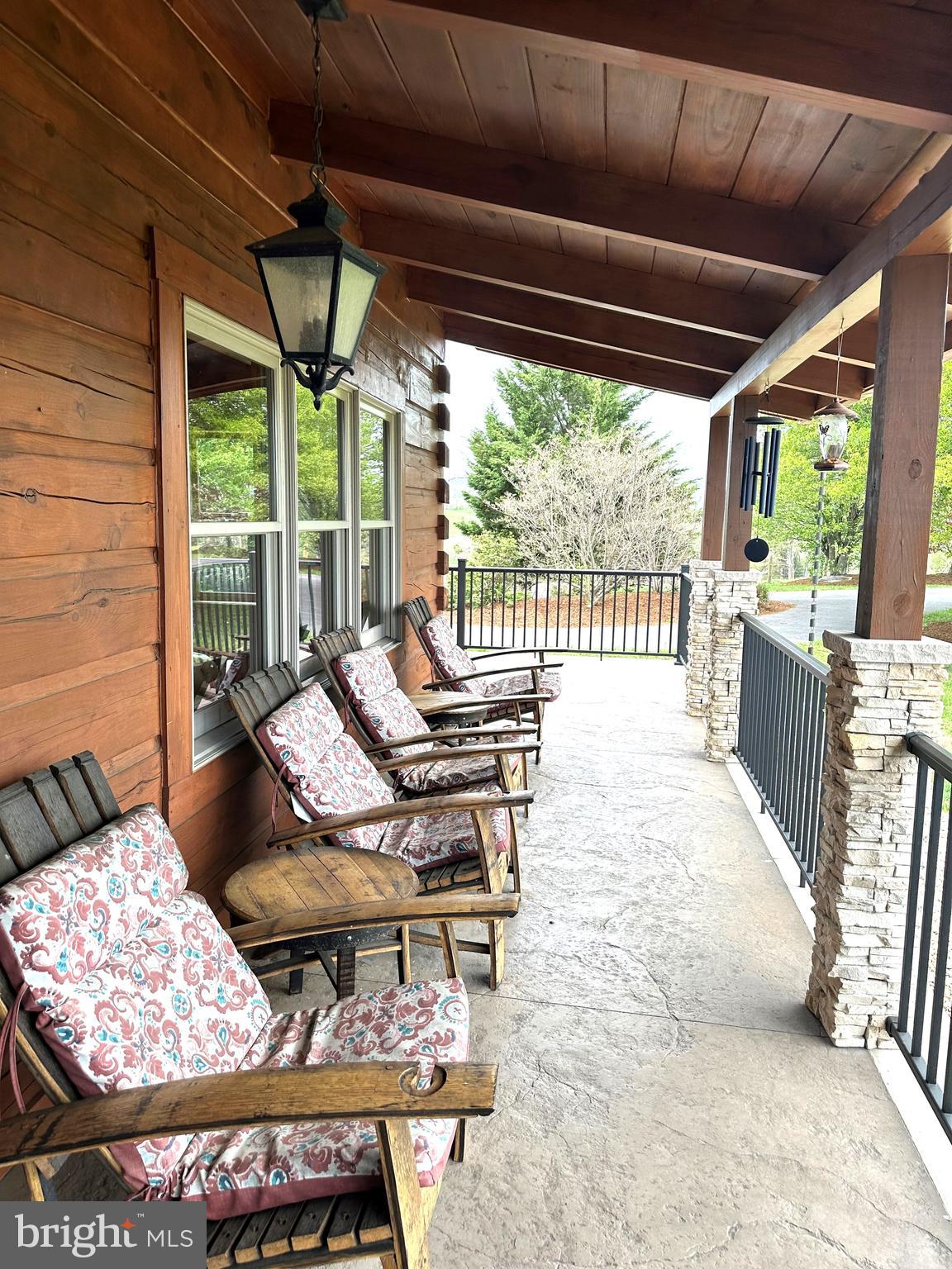 1124 KNUPP ROAD