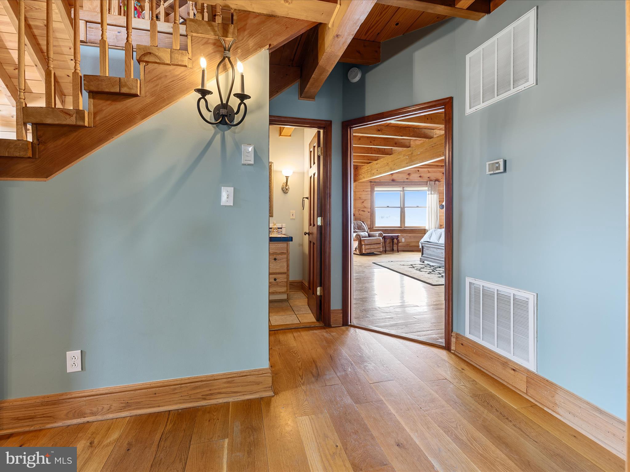 1124 KNUPP ROAD