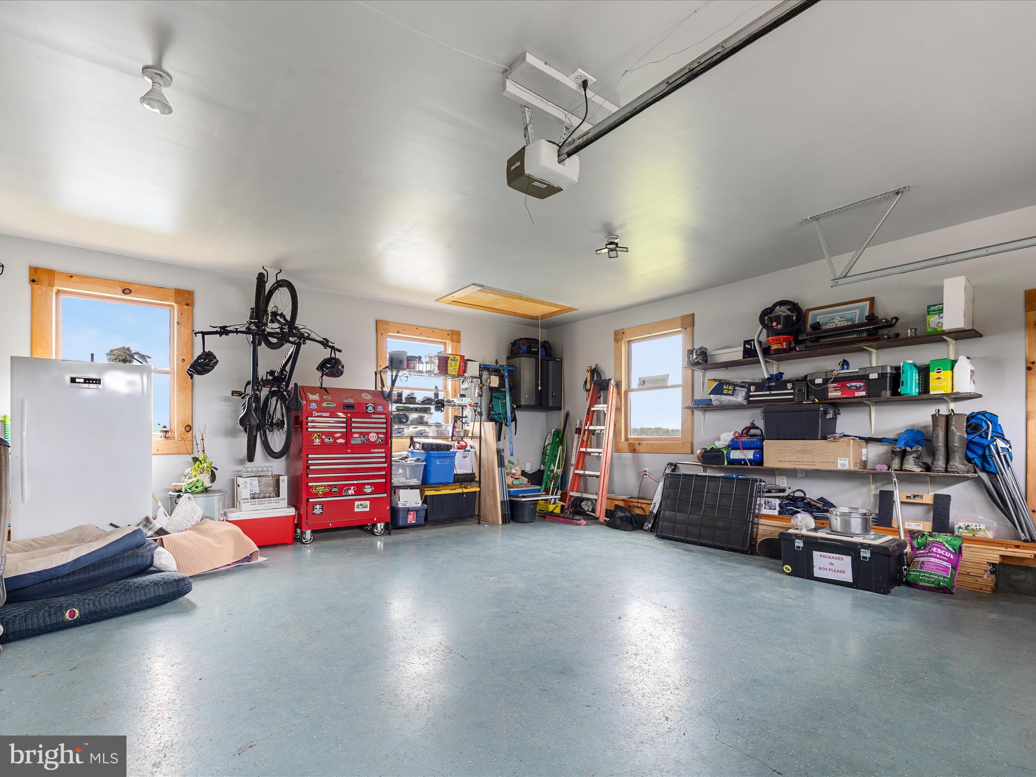 1124 KNUPP ROAD