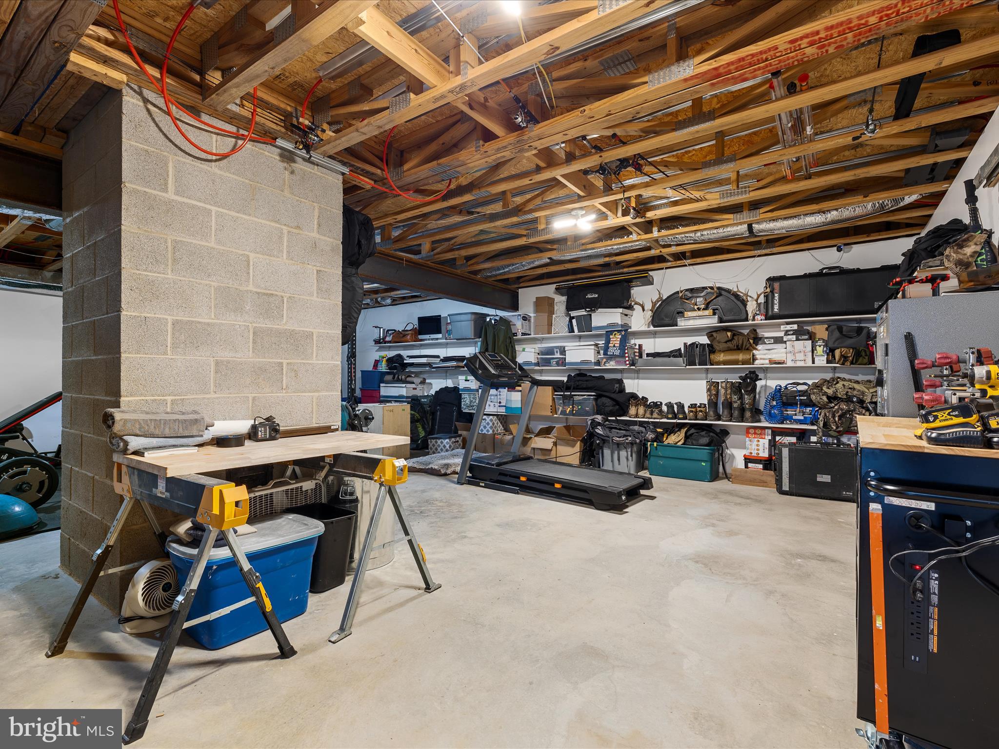 1124 KNUPP ROAD