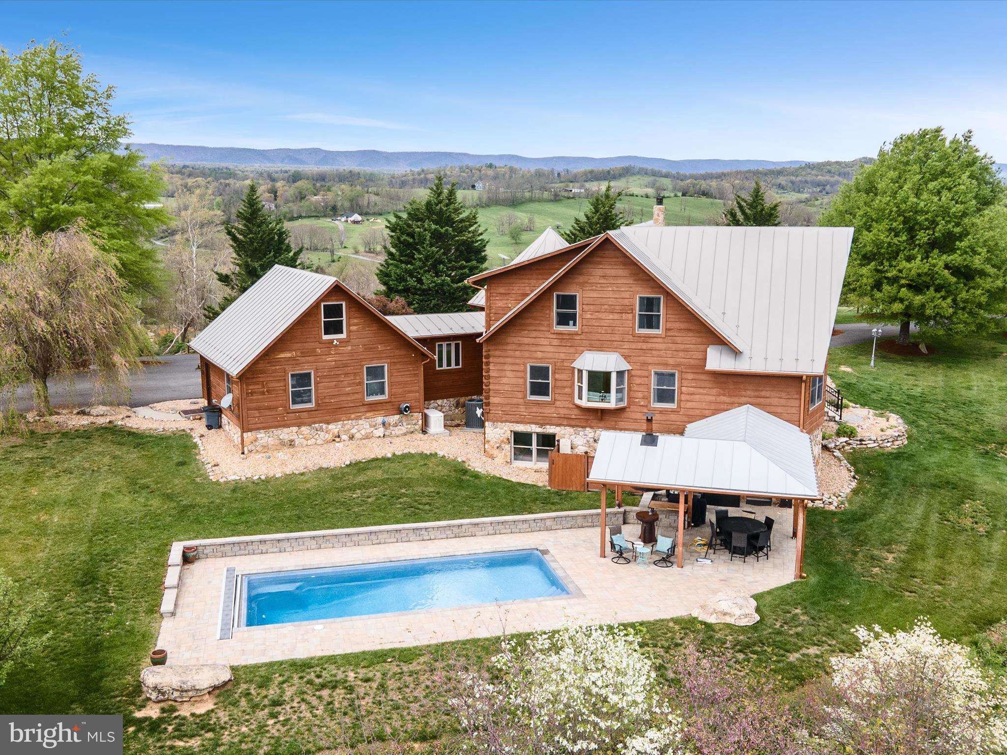 1124 KNUPP ROAD