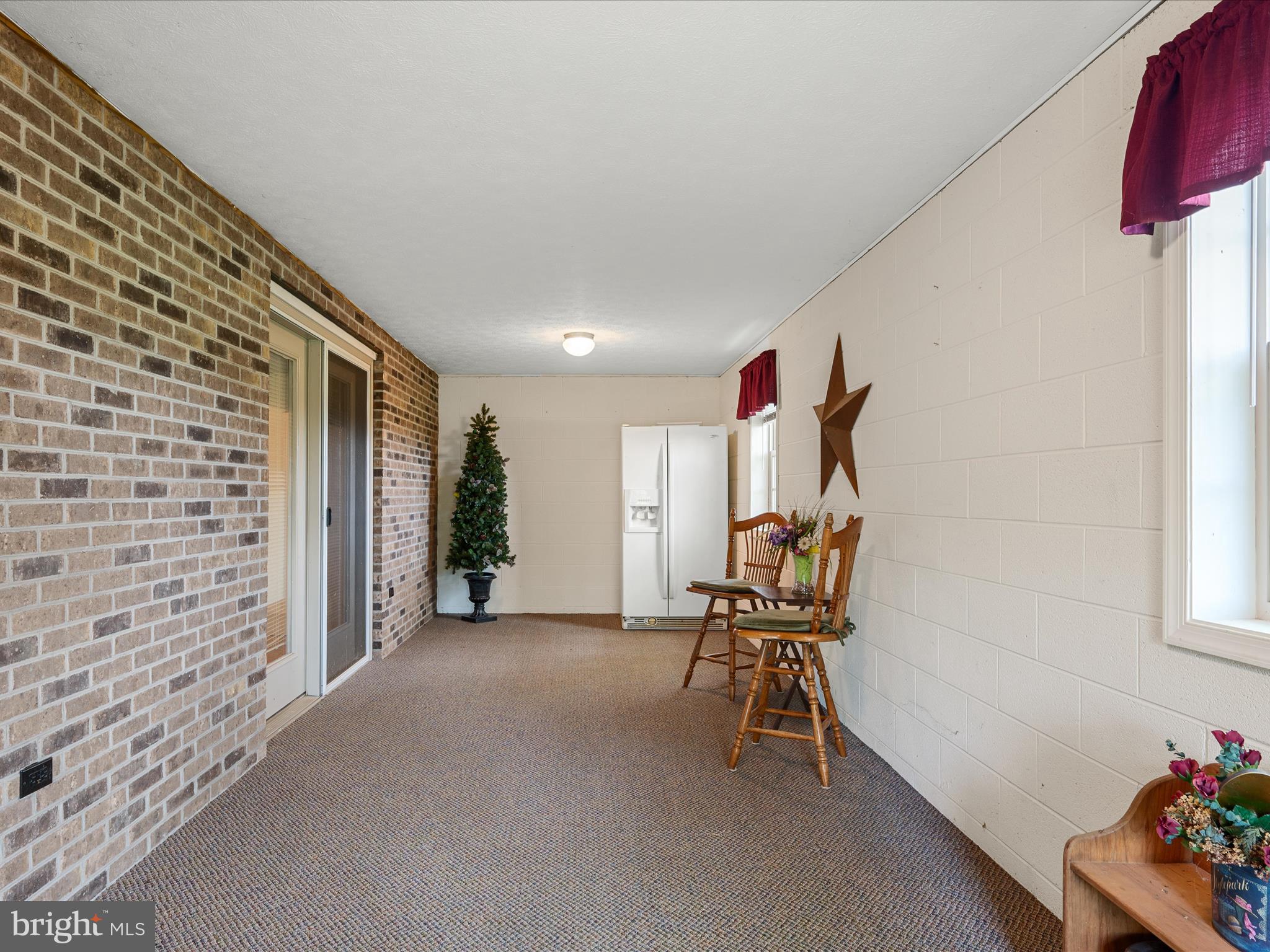 5409 SMITH CREEK ROAD