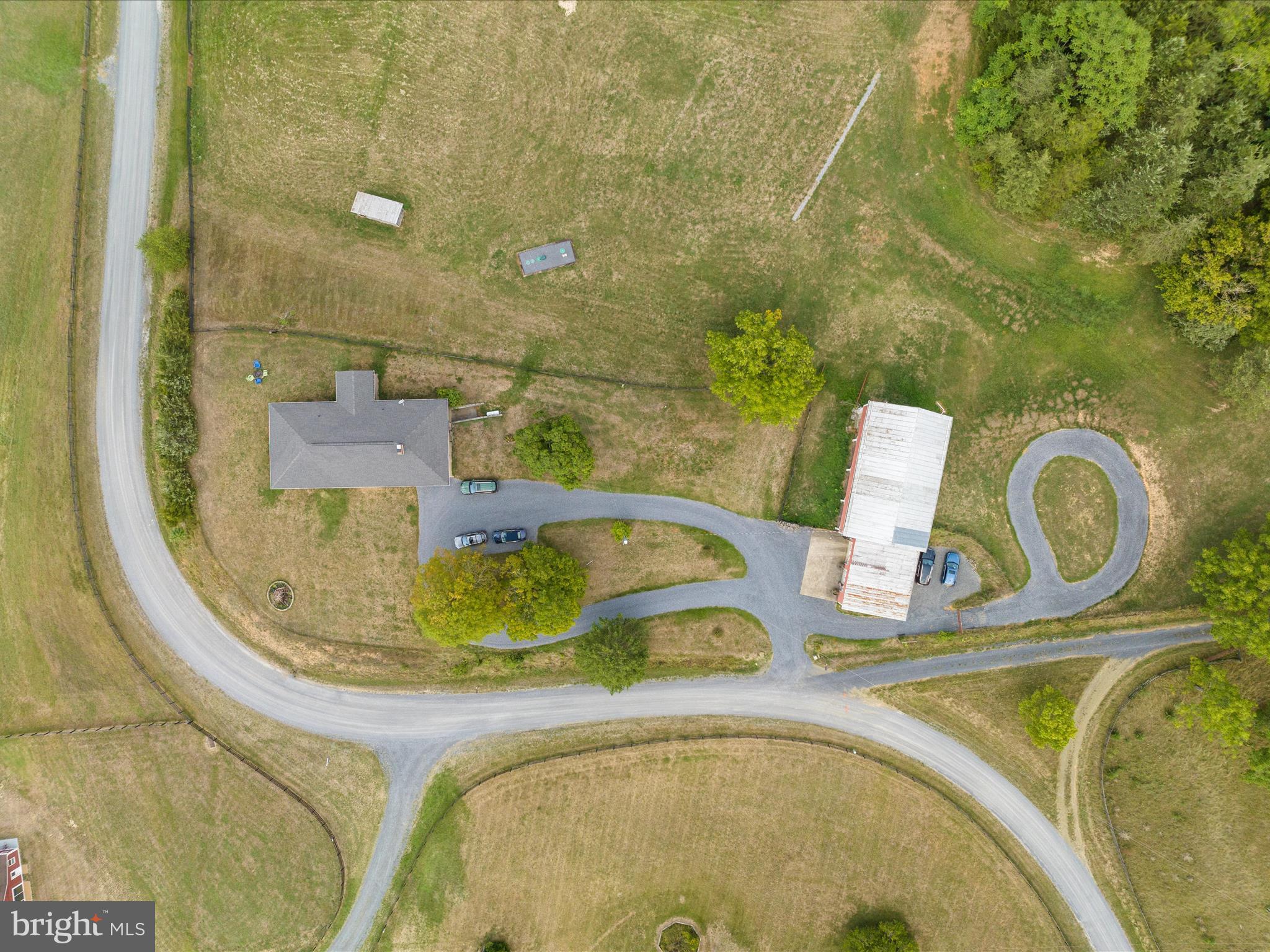 1572 SEVEN FOUNTAINS ROAD