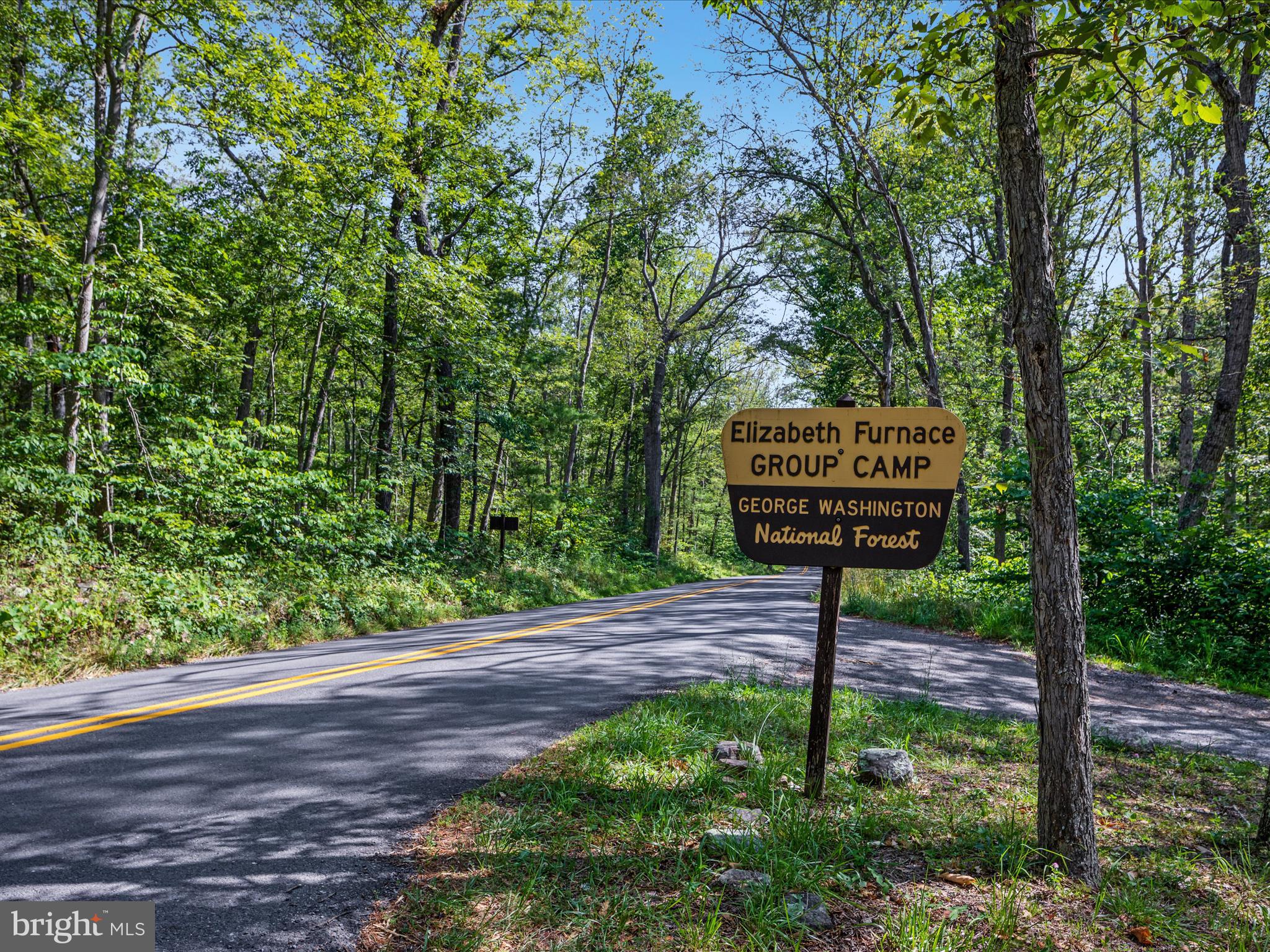 1572 SEVEN FOUNTAINS ROAD