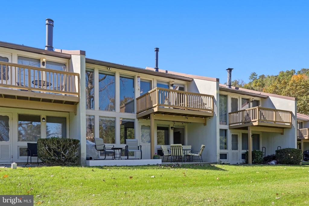 2602 FAIRWAY DRIVE Unit: 606