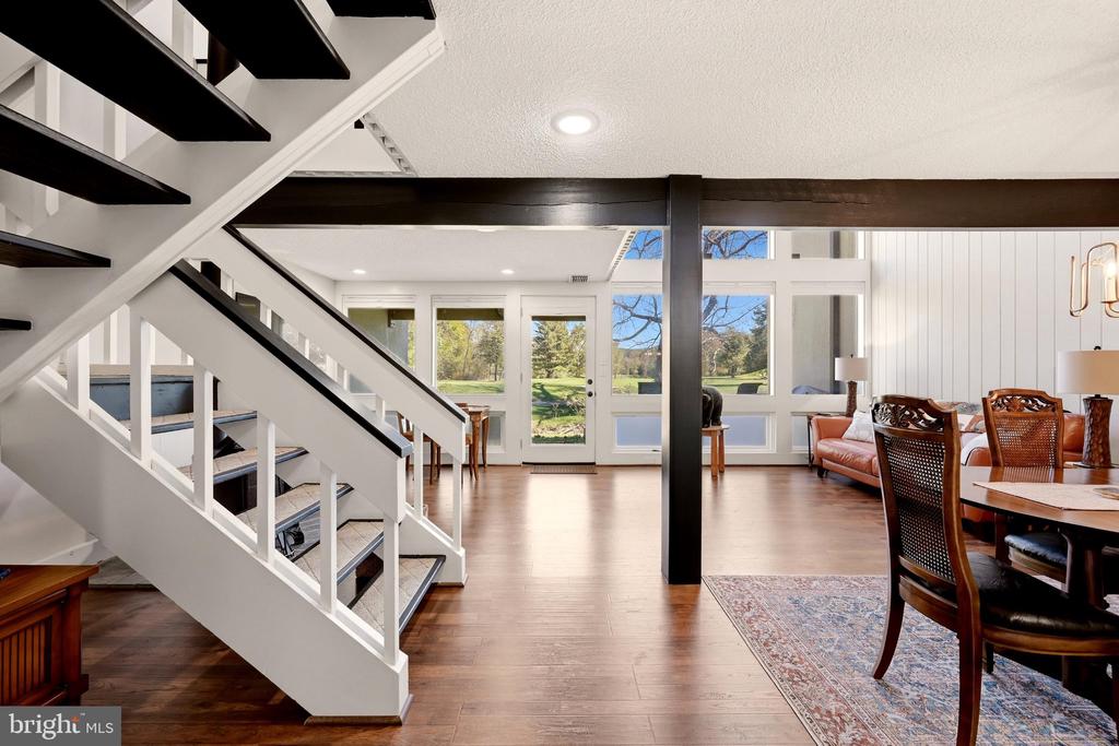 2602 FAIRWAY DRIVE Unit: 606
