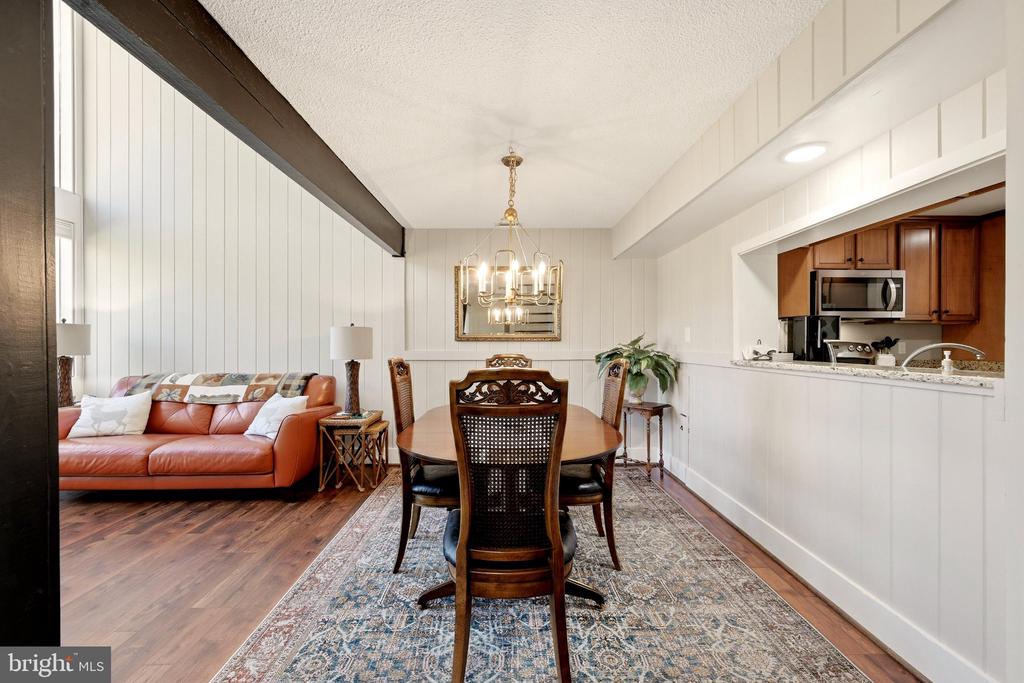 2602 FAIRWAY DRIVE Unit: 606