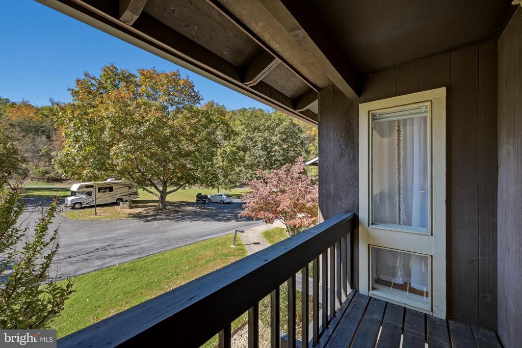2602 FAIRWAY DRIVE Unit: 606