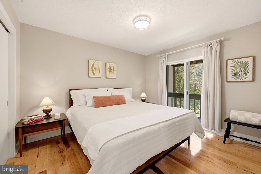 2602 FAIRWAY DRIVE Unit: 606