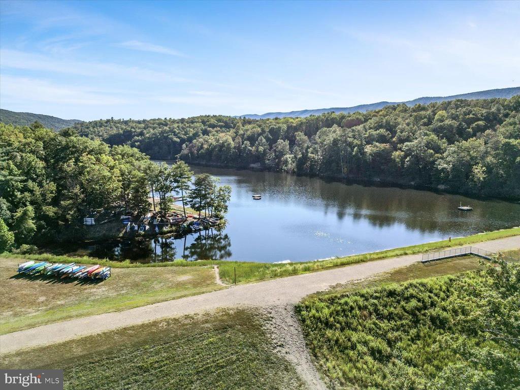 2602 FAIRWAY DRIVE Unit: 606