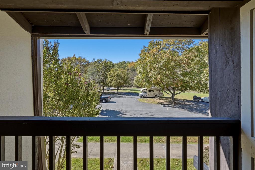 2602 FAIRWAY DRIVE Unit: 606