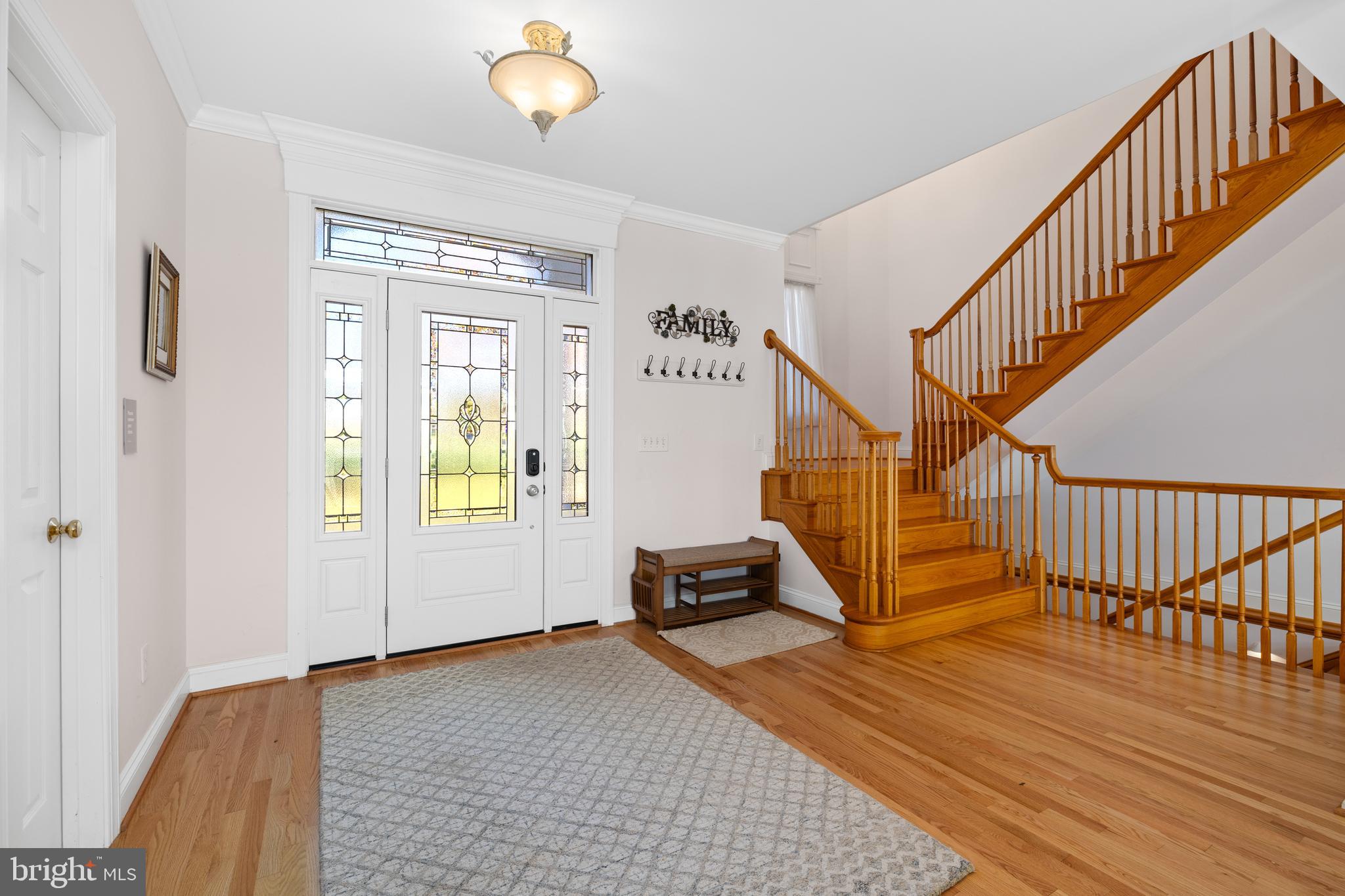 5805 CRESCENT POINT DRIVE