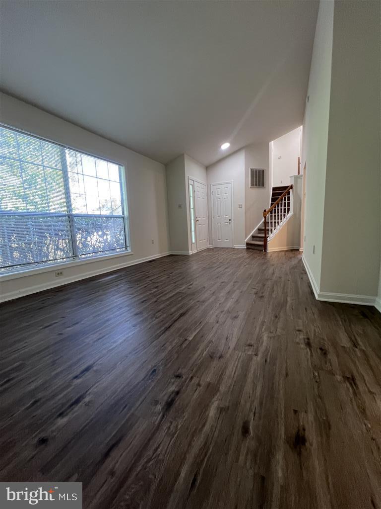 9 EMERSON COURT