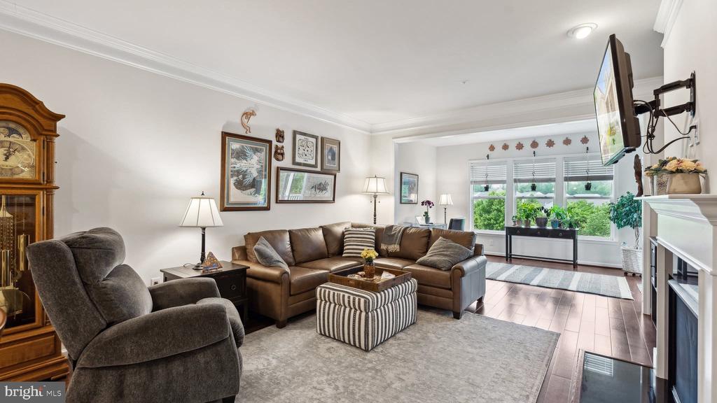 128 LONG POINT DRIVE