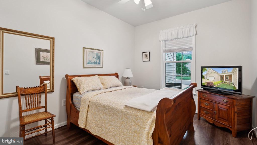 128 LONG POINT DRIVE