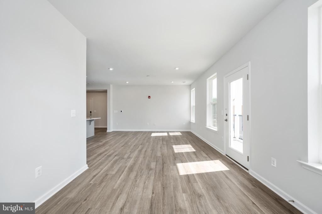 30 HYSSOP WAY 205