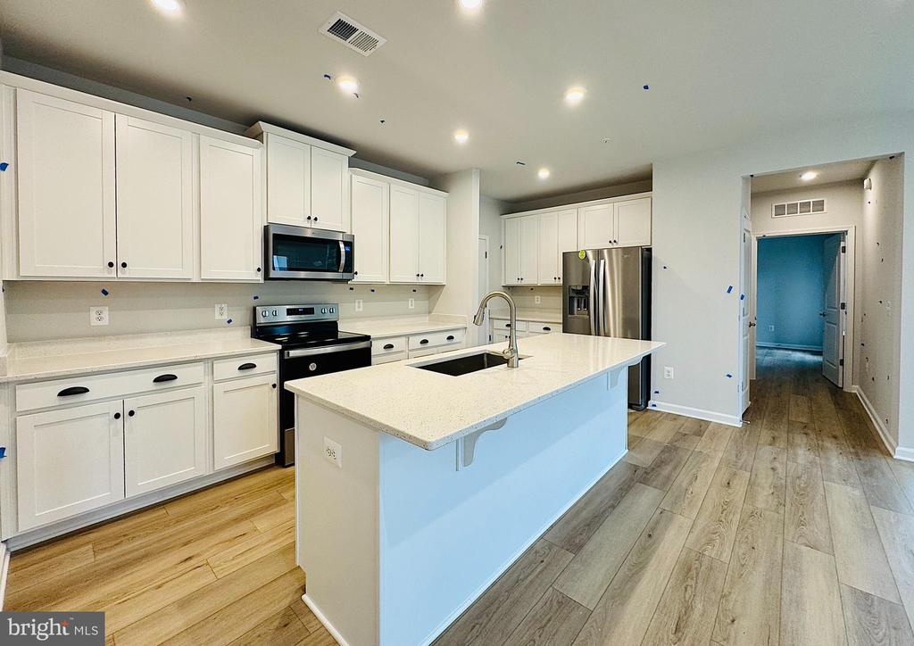 30 HYSSOP WAY 205