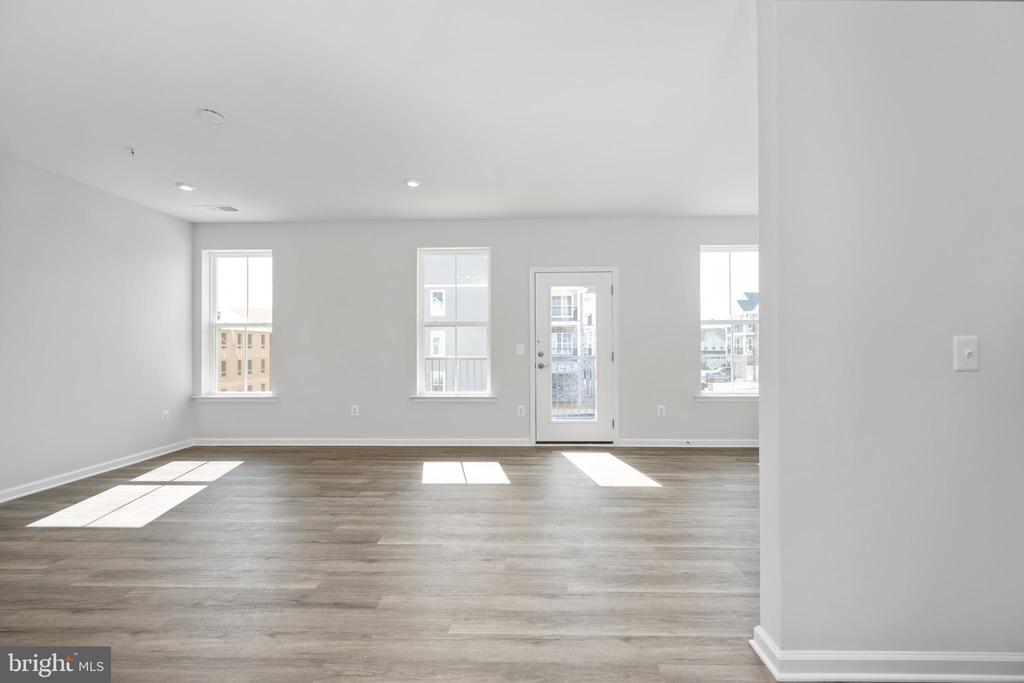 30 HYSSOP WAY 205