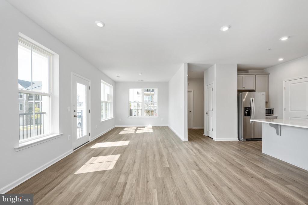 30 HYSSOP WAY 205