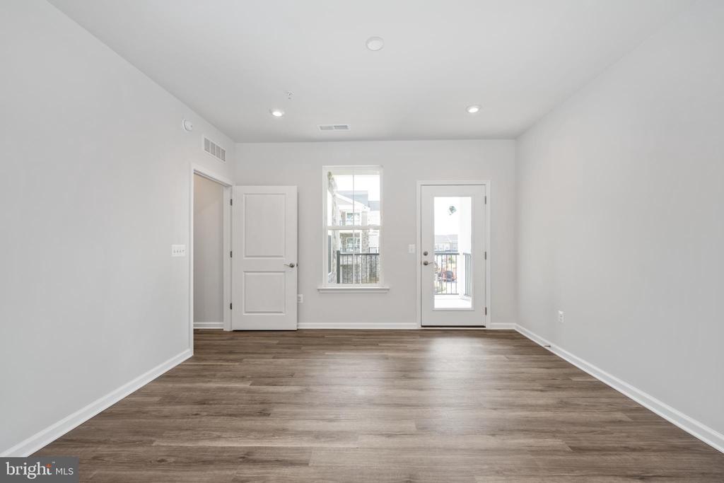 30 HYSSOP WAY 205