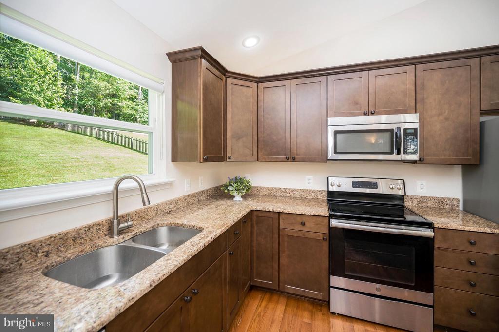 1004 AQUIA DRIVE