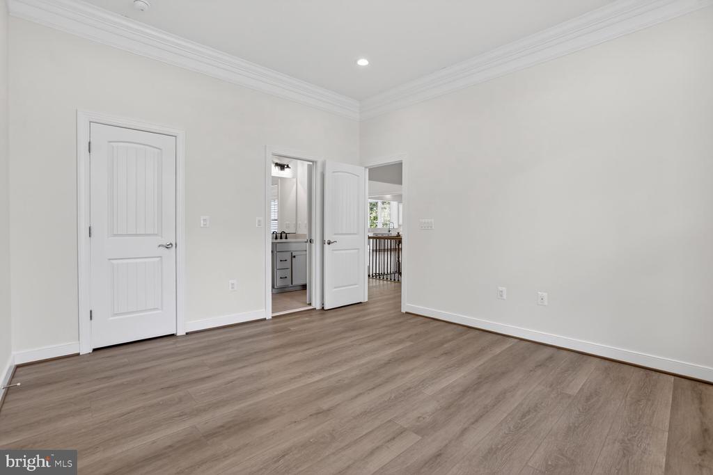 242 COLEBROOK ROAD