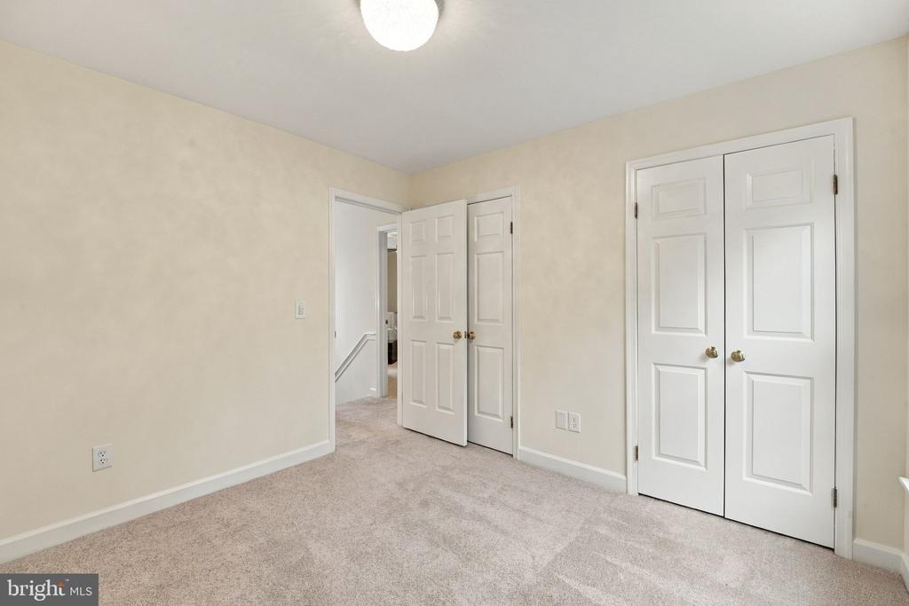 28 CATHEDRAL LANE