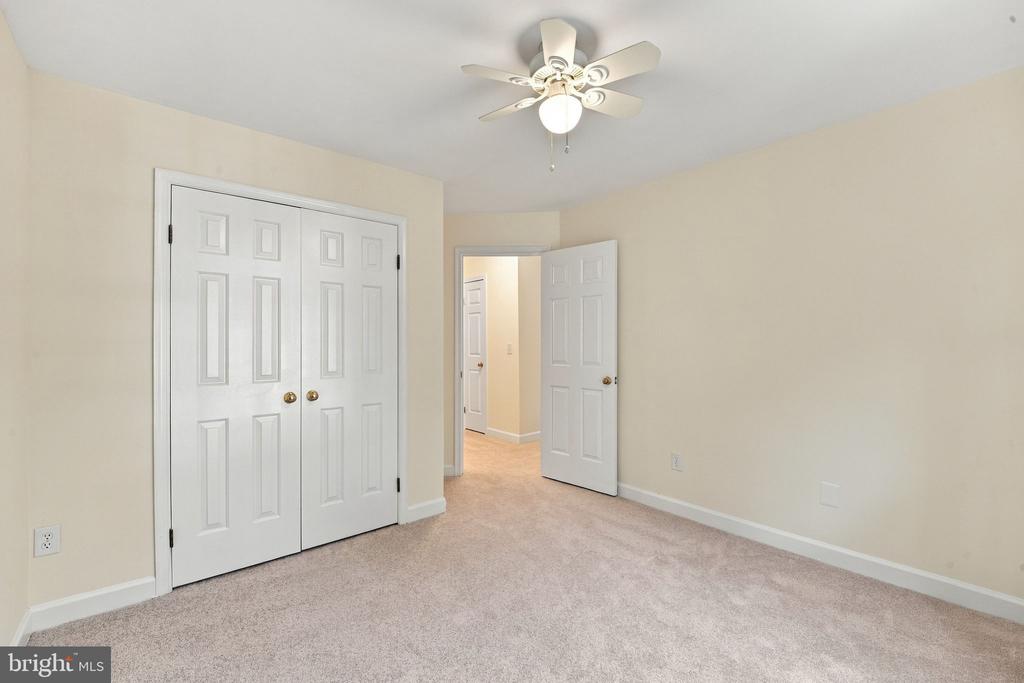 28 CATHEDRAL LANE