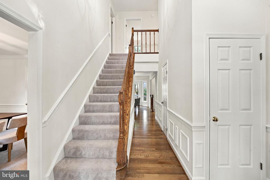 28 CATHEDRAL LANE