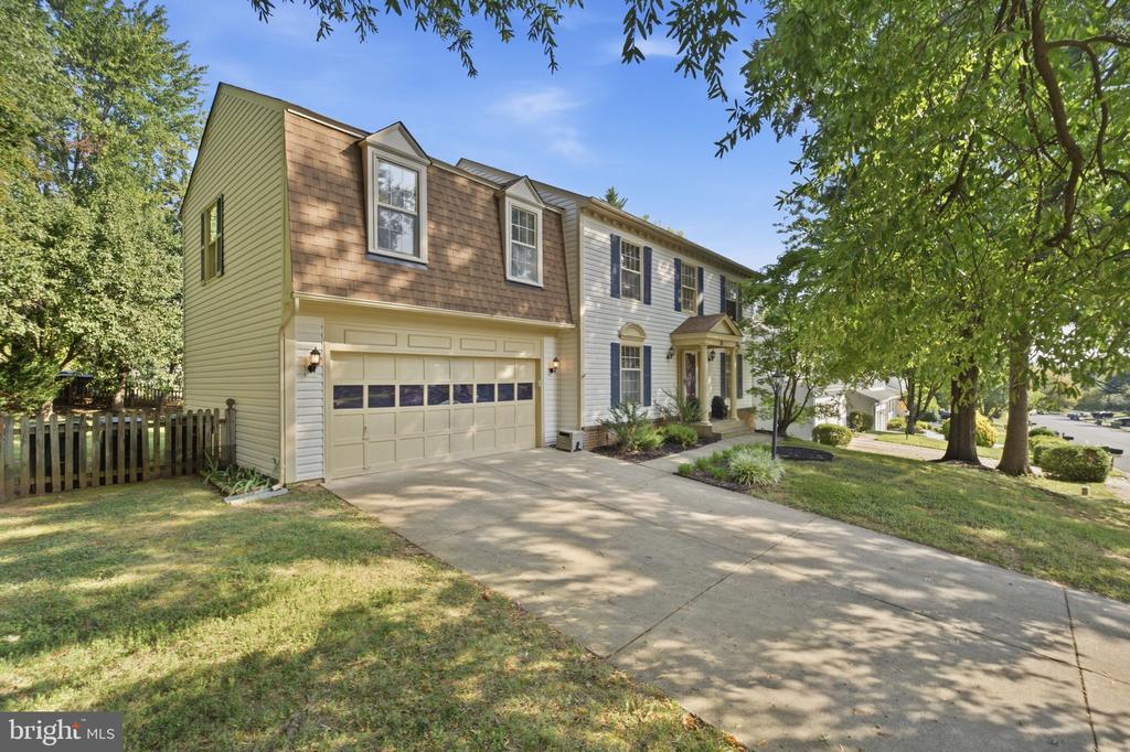 28 CATHEDRAL LANE
