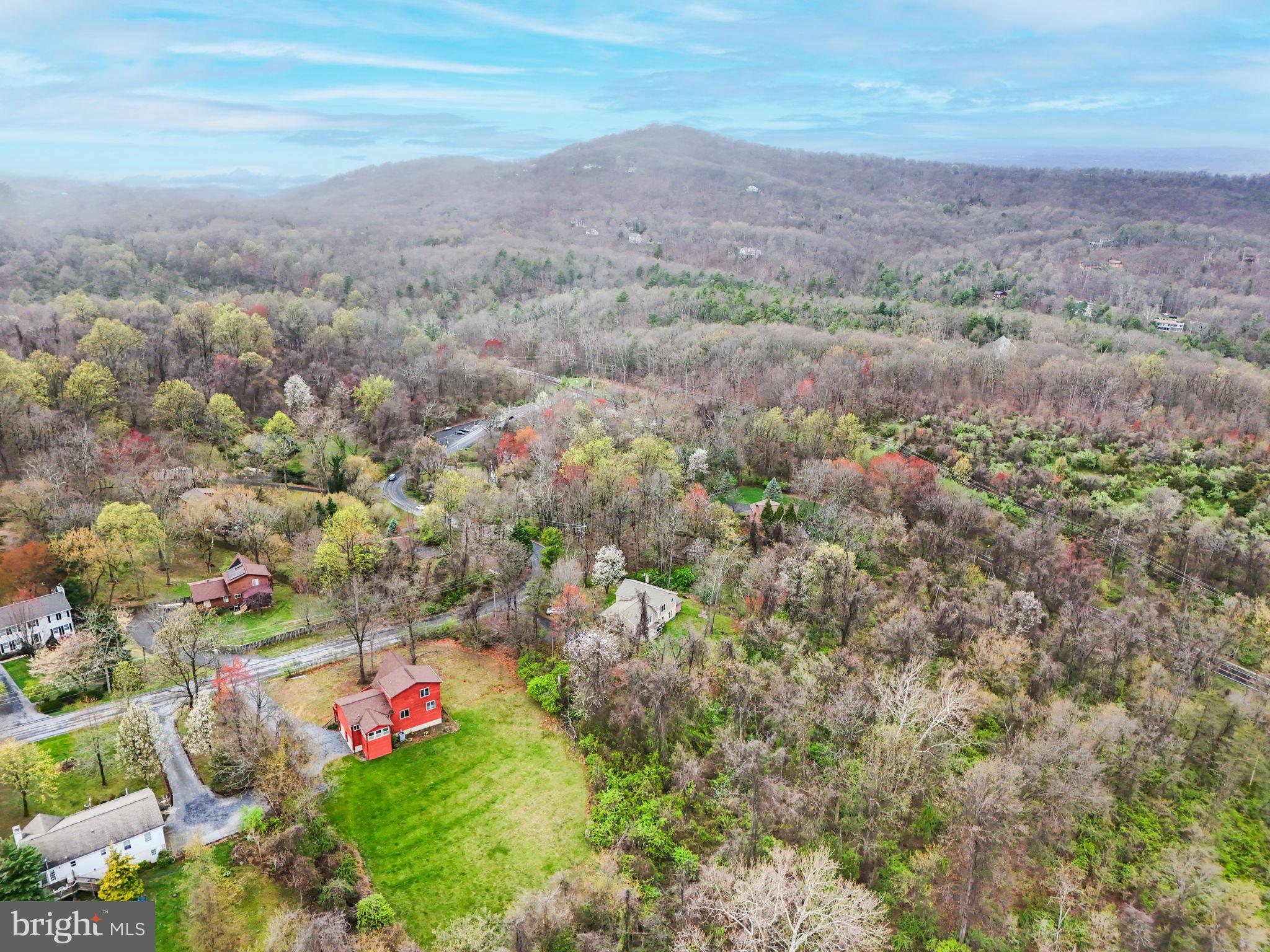 241 HIGH KNOB ROAD