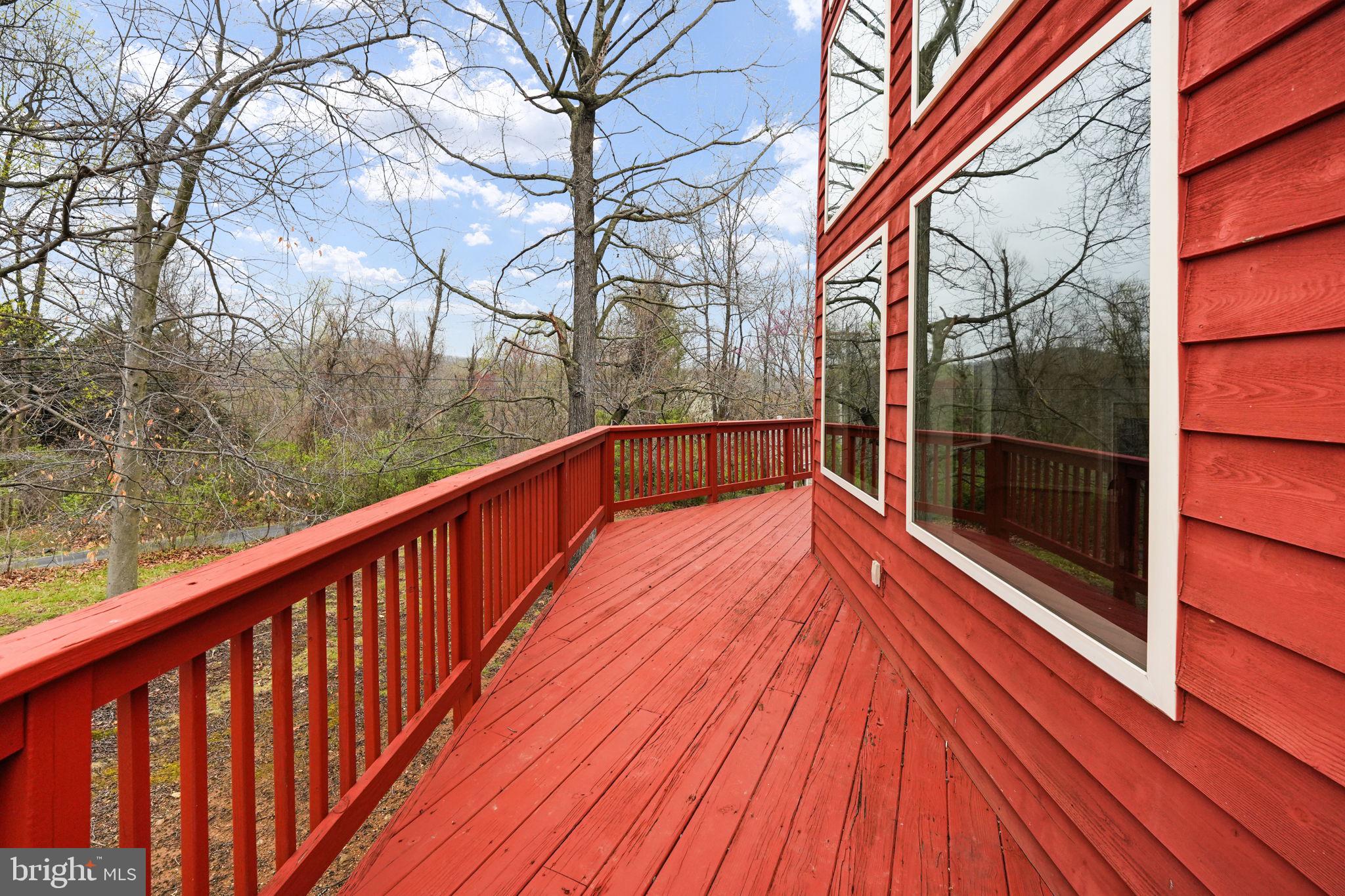 241 HIGH KNOB ROAD