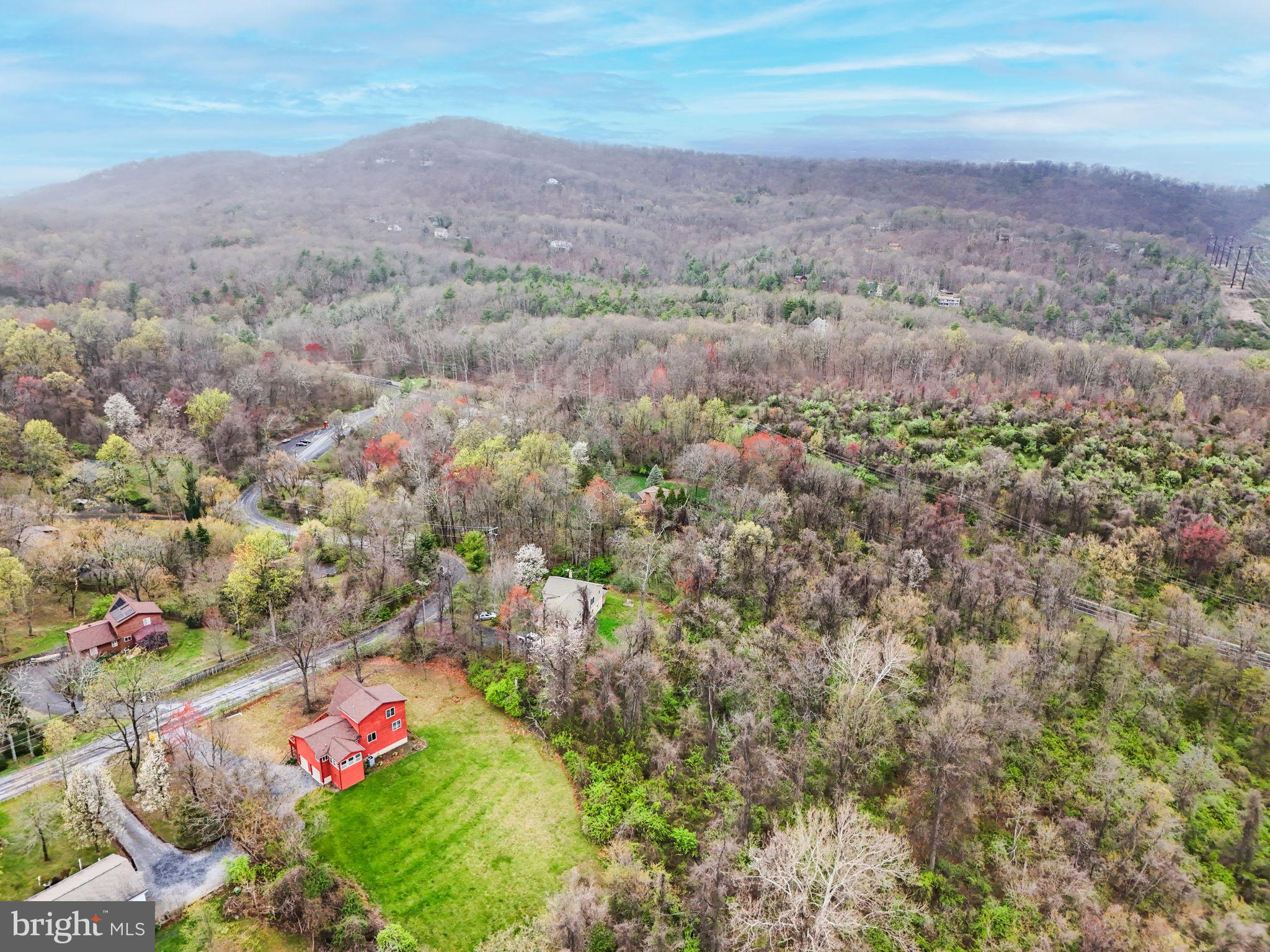 241 HIGH KNOB ROAD