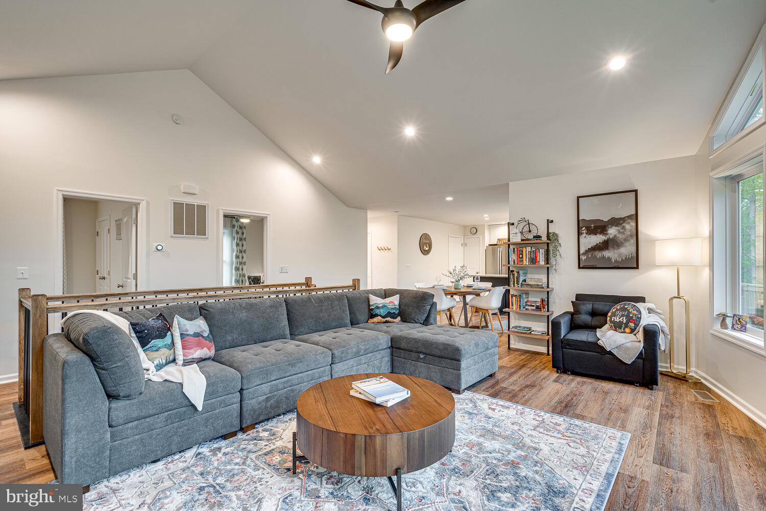 1850 GOONEY MANOR LOOP