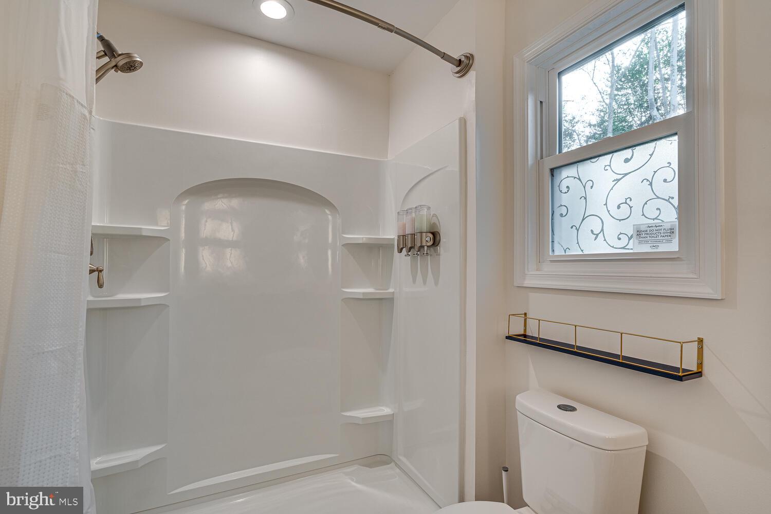 1850 GOONEY MANOR LOOP