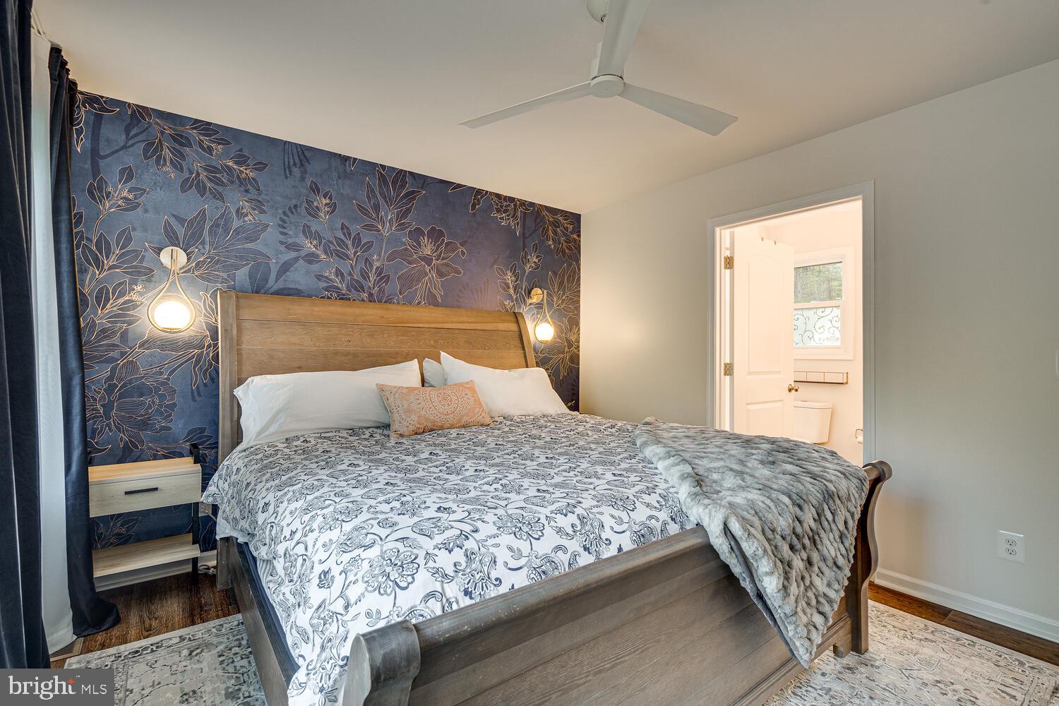1850 GOONEY MANOR LOOP