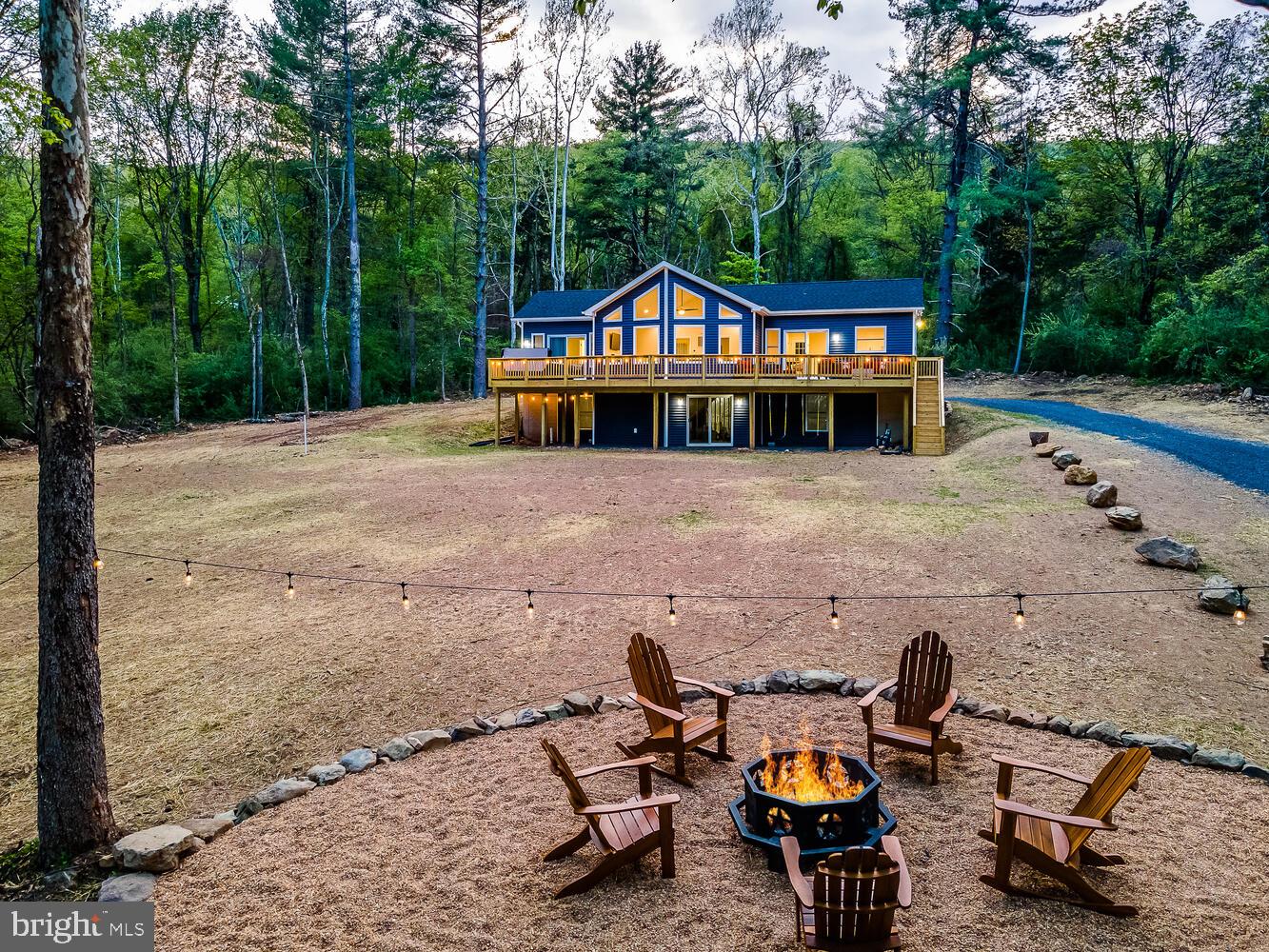1850 GOONEY MANOR LOOP
