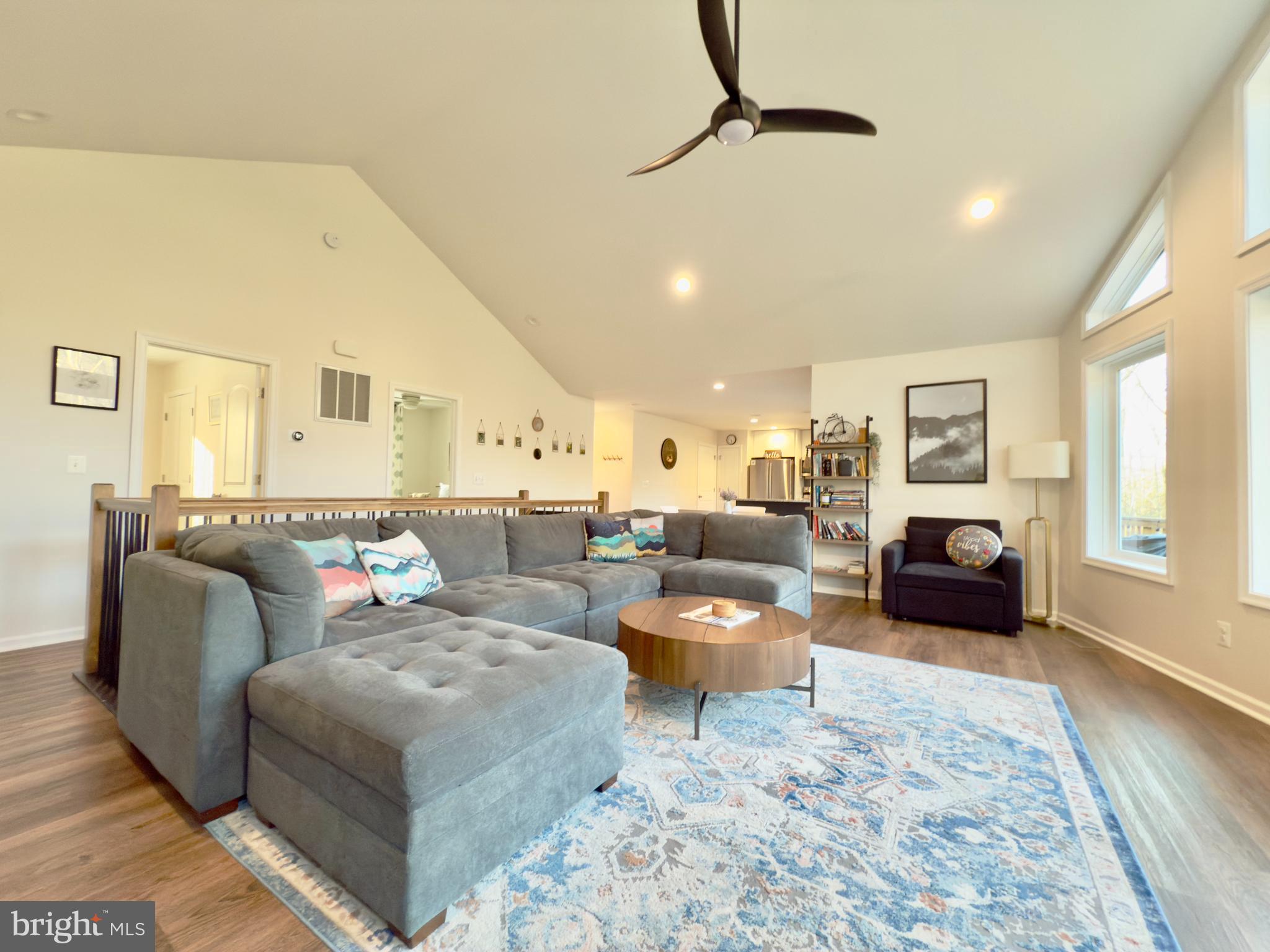 1850 GOONEY MANOR LOOP