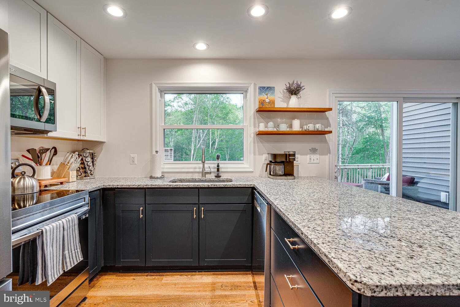 1850 GOONEY MANOR LOOP