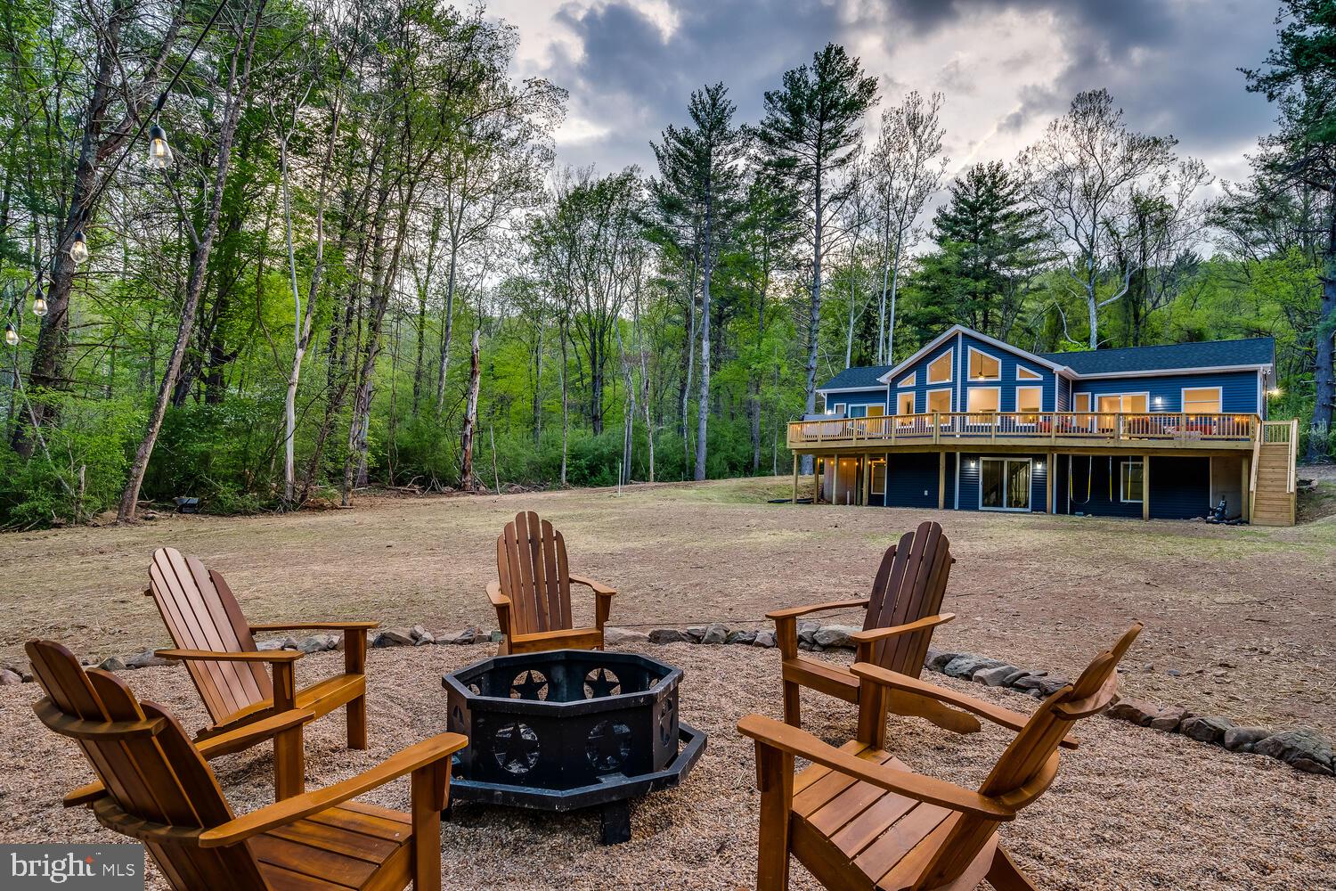 1850 GOONEY MANOR LOOP